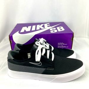 Nike SB Shane Premium Skate Shoe W8 M6.5 black & white